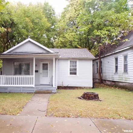 Buy this 2 bed house on 1048 Northeast Monroe Street in Peoria, IL 61603