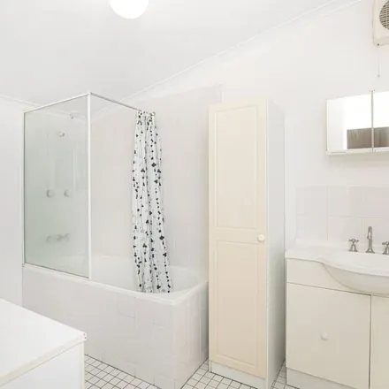 Image 8 - Wellington Lane, McMahons Point NSW 2060, Australia - Apartment for rent