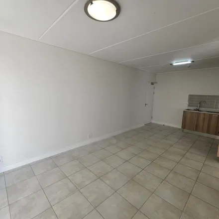 Image 7 - Shanghai Way, Cape Town Ward 100, Western Cape, 7150, South Africa - Apartment for rent