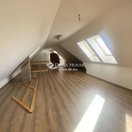 Rent this 2 bed apartment on Napóra és holdfázis-óra in Budaörs, Templom tér