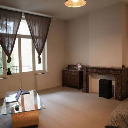 Rent this 3 bed apartment on Place Raymond Blyckaerts - Raymond Blyckaertsplein 10 in 1050 Ixelles - Elsene, Belgium