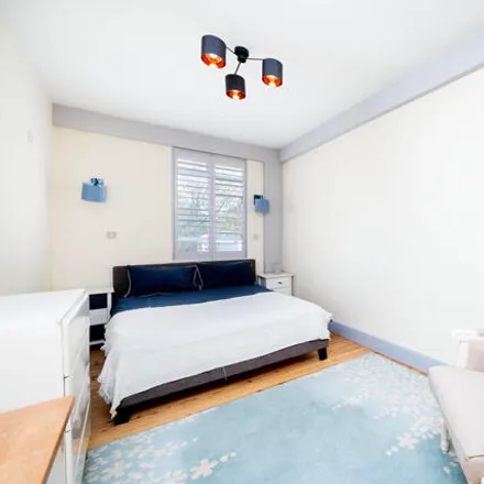 Image 7 - Harrow Lodge, Northwick Terrace, London, NW8 8HX, United Kingdom - Apartment for rent