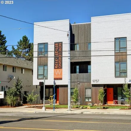 Buy this 25 bed house on Southeast Holgate & 97th in Southeast Holgate Boulevard, Portland