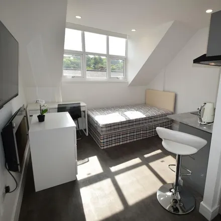 Rent this studio apartment on 7 Hills in 283 Ecclesall Road, Sheffield