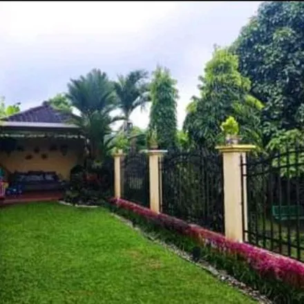Rent this 4 bed house on Santa Fé in Distrito Santa Fé, Panama
