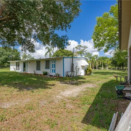 Image 7 - 20598 Welborn Road, Lee County, FL 33917, USA - House for sale