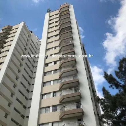 Rent this 3 bed apartment on Rua Vieira de Morais 1042 in Campo Belo, São Paulo - SP
