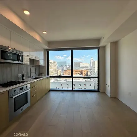Image 7 - Perla, 400 South Broadway, Los Angeles, CA 90013, USA - Apartment for rent