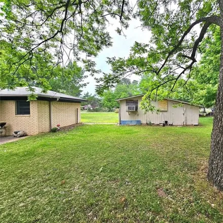Image 5 - 705 French St, Trinidad, Texas, 75163 - House for sale