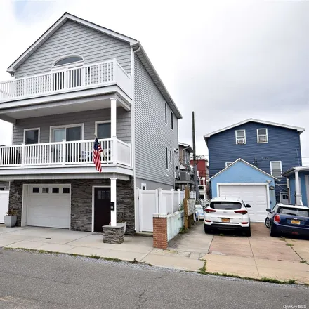 Rent this 3 bed house on 41 Nebraska Street in City of Long Beach, NY 11561