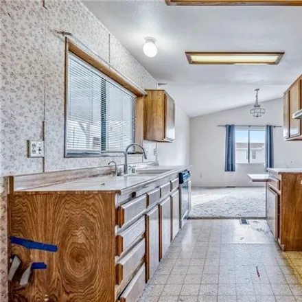 Image 3 - 5454 Topaz Street, Mohave Valley, AZ 86426, USA - Apartment for sale