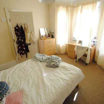 Image 5 - Cardigan Road, Bournemouth, BH9 1BD, United Kingdom - Duplex for rent