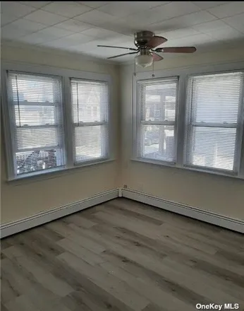 Image 3 - 98 Indiana Avenue, City of Long Beach, NY 11561, USA - Apartment for rent