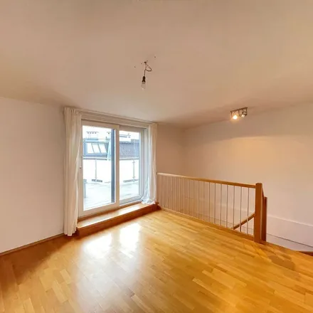 Rent this 3 bed apartment on Pilgramgasse 9 in 1050 Vienna, Austria