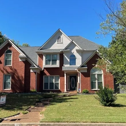 Buy this 5 bed house on 8924 Radnor Cove in Memphis, TN 38016
