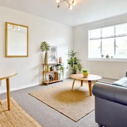 Buy this 1 bed apartment on 49-51 Calabria Road in London, N5 1HU