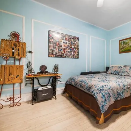 Image 5 - 205 East 10th Street, New York, NY 10003, USA - Apartment for sale