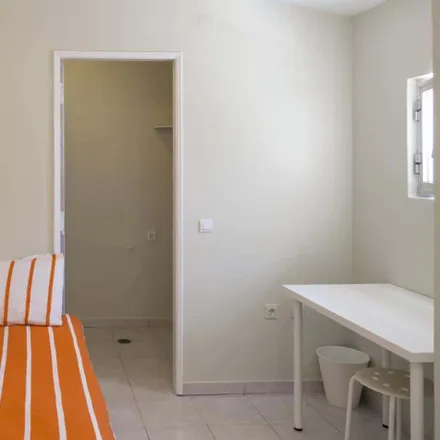 Rent this 5 bed room on Chafariz do Alto do Pina in Rua Sabino de Sousa, 1900-462 Lisbon