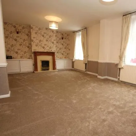 Image 2 - Gray Street, Lincoln, LN1 3HH, United Kingdom - Townhouse for sale