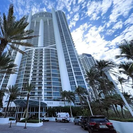 Rent this 3 bed condo on Trump Palace in 18101 Collins Avenue, Golden Shores
