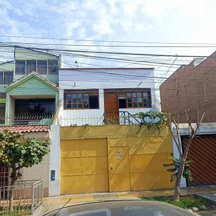 Buy this 5 bed house on Jirón Los Nevados in Santiago de Surco, Lima Metropolitan Area 15056