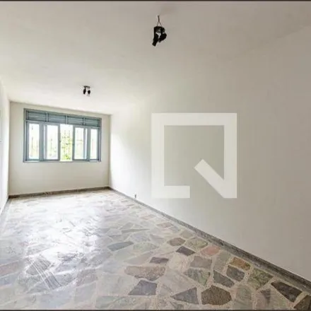 Buy this 6 bed apartment on Rua General Castrioto in Barreto, Niterói - RJ