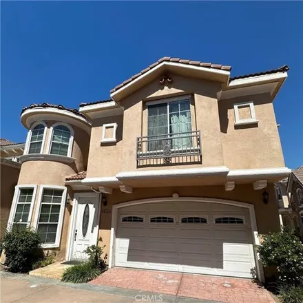 Rent this 3 bed townhouse on 462 W Duarte Rd Unit D in Arcadia, California