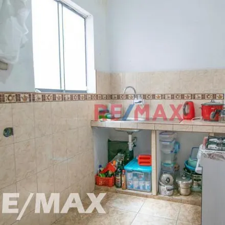 Buy this studio house on SISOL Salud Lince in General César Canevaro Avenue 550, Lince