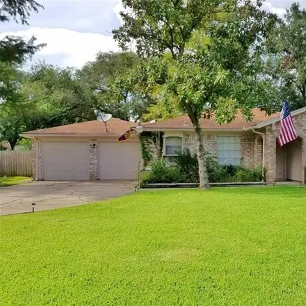 Rent this 3 bed house on 3780 Kingsway Drive in Baytown, TX 77521