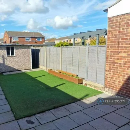 Image 5 - Bloomfield Avenue, Hull, HU5 5ND, United Kingdom - Townhouse for rent