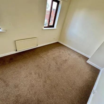 Image 5 - Swallowfields, Middlesbrough, TS8 0UH, United Kingdom - Duplex for rent