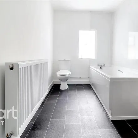 Image 5 - Hair by Beth, 42 Broad Street, Blaenavon, NP4 9NH, United Kingdom - Apartment for rent