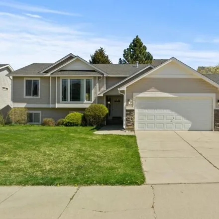 Buy this 5 bed house on 8969 North Vista Park Drive in Spokane County, WA 99217