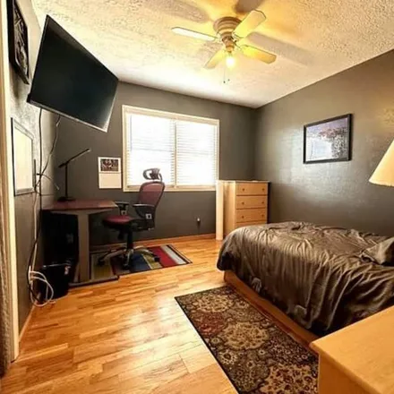 Rent this 2 bed house on Albuquerque