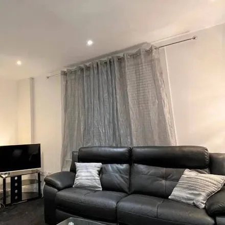 Rent this 2 bed apartment on Glasgow City in G53 6AU, United Kingdom