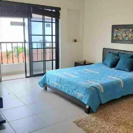 Rent this 4 bed house on unnamed road in Guayaquil, Ecuador