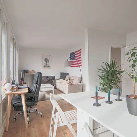 Rent this 2 bed apartment on 4433 Route de Neufchâtel in 76230 Bois-Guillaume, France