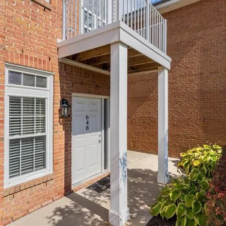 Image 4 - 648 Olde English Circle, Howell Township, Livingston County, MI 48855, USA - Condo for sale