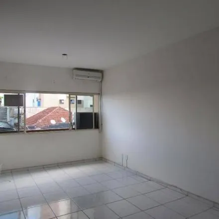 Buy this 3 bed apartment on Junior Vidal Muay Thai Team in Rua Goiás 219, Centro Histórico