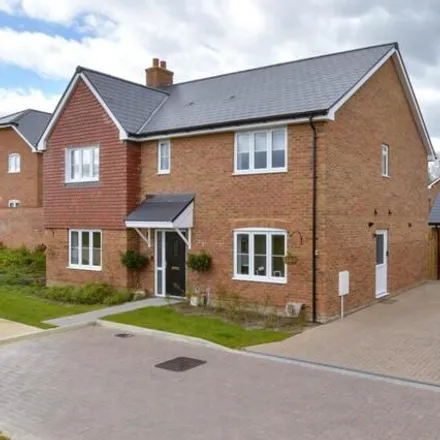 Buy this 5 bed house on unnamed road in East Malling, ME19 6GL