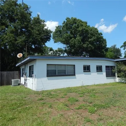Buy this 3 bed house on 512 Langford Circle in Plant City, FL 33563