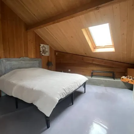Rent this 1 bed house on Le Trieux de Sartelles in 08600 Chooz, France
