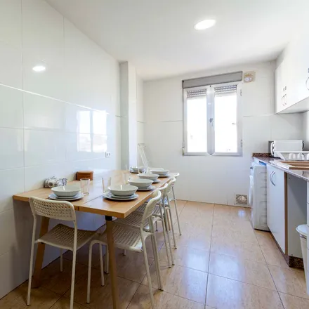 Image 7 - Carrer d'Honorat Juan, 16, 46007 Valencia, Spain - Room for rent