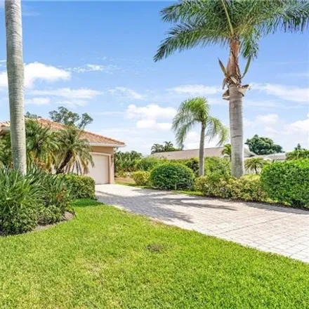 Image 3 - 605 104th Avenue North, Collier County, FL 34108, USA - House for sale