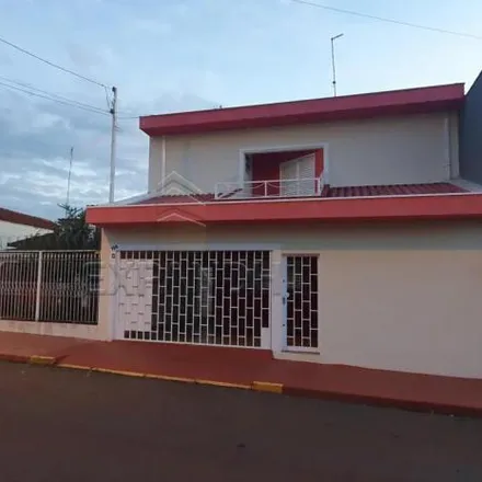 Buy this 3 bed house on Rua Geremias Lunardeli in Centro, Sertãozinho - SP