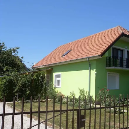 Image 5 - Gyenesdiás, Balaton utca, 8315, Hungary - Apartment for rent