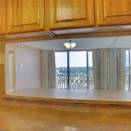 Image 7 - Liberty Tower, South Boulder Avenue, Tulsa, OK 74113, USA - Condo for sale