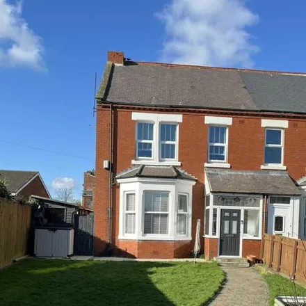 Buy this 3 bed duplex on Hartley Gardens in Seaton Delaval, NE25 0DT