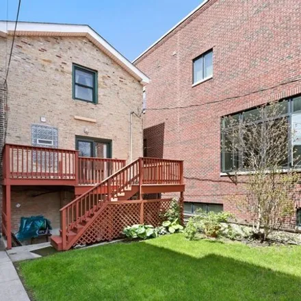 Image 4 - 1835 North Wolcott Avenue, Chicago, IL 60614, USA - House for sale