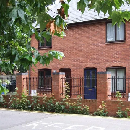 Rent this 2 bed townhouse on Holy Redeemer Catholic Primary School in Priest Lane, Pershore